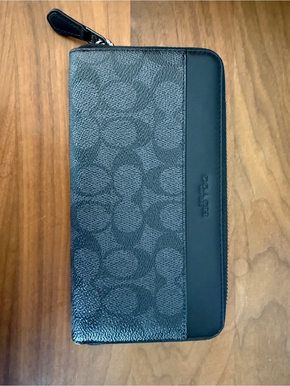 Coach Black Accordion Wallet in Signature Canvas - Picture 2 of 5